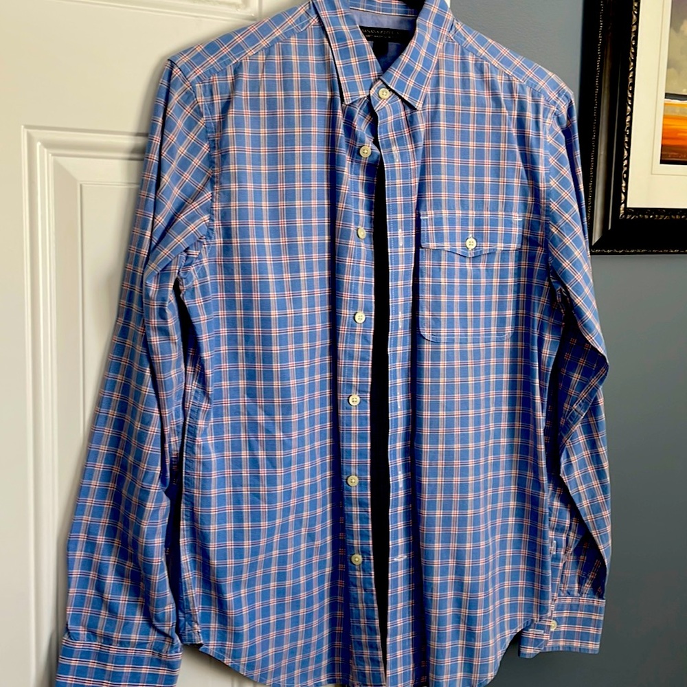 Banana Republic Men’s Soft Wash Slim Fit Small Button Down Dress Shirt